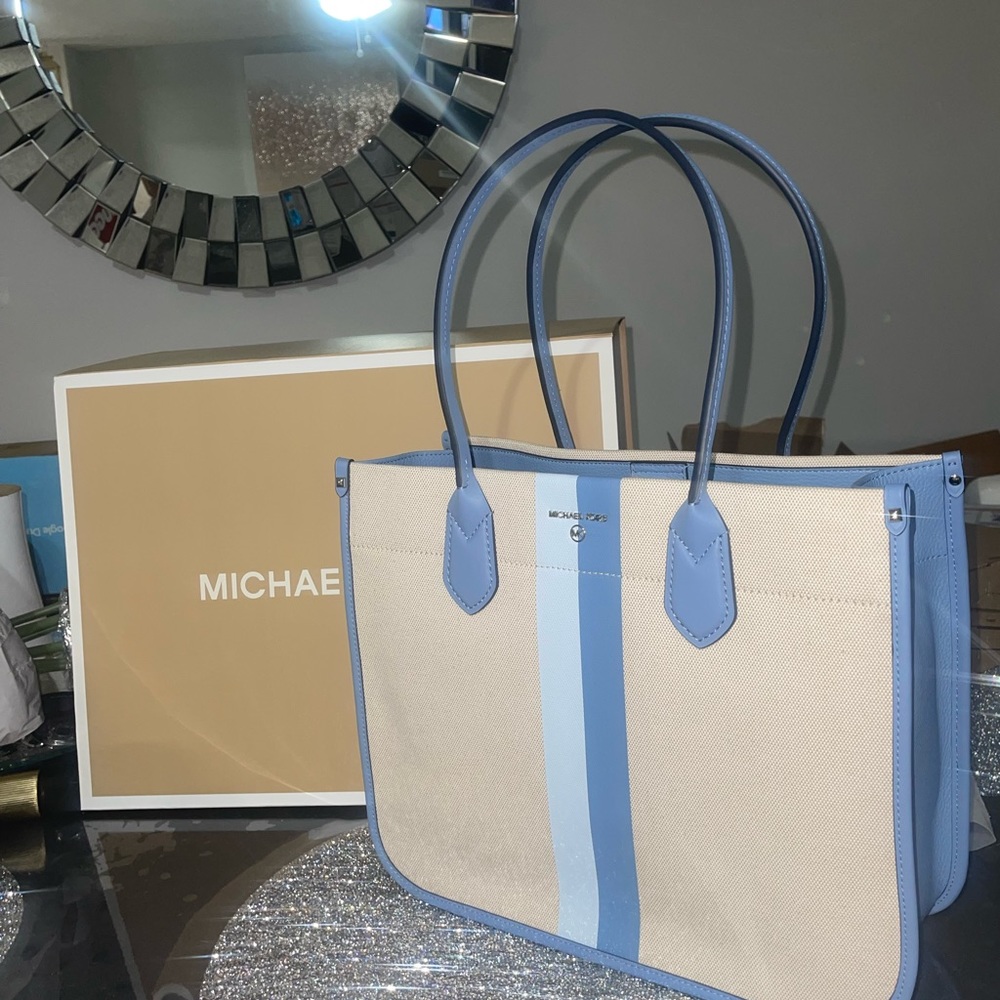 NWT Micheal kors  blue Heidi Large Stripe Canvas  laptop Tote Bag original  300 - Picture 5 of 16